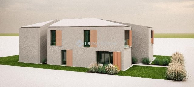 Eladó téglalakás, Debrecenben 67.99 M Ft, 2 szobás