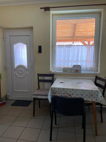 Eladó családi ház, Pilisvörösváron 69.9 M Ft, 2 szobás