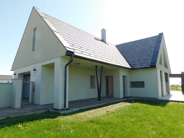 Eladó családi ház, Cserszegtomajon 149 M Ft, 4+1 szobás