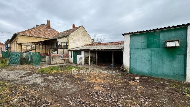 Eladó családi ház, Mezőlakon 34.9 M Ft, 3 szobás