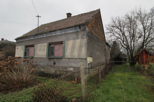 Eladó családi ház, Kemenespálfán 9.99 M Ft, 3 szobás