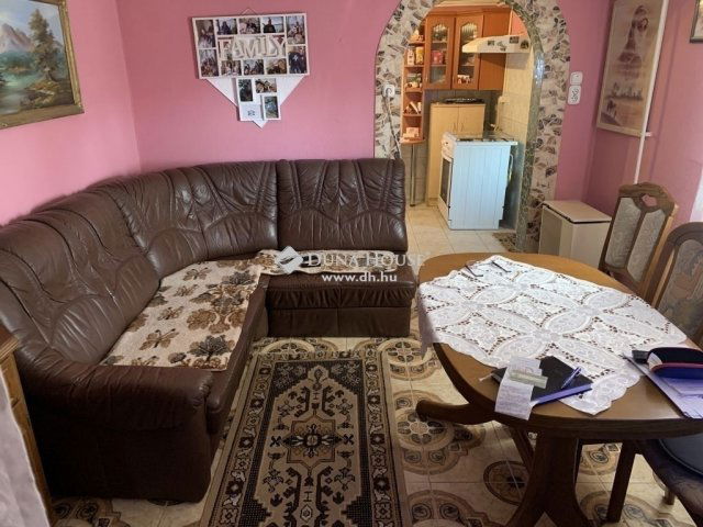 Eladó családi ház, Kecskeméten 38.2 M Ft, 1+1 szobás
