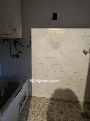 Eladó családi ház, Siklóson 11.6 M Ft, 2+1 szobás