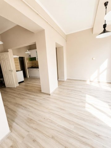 Kiadó téglalakás, albérlet, Tatán 260 E Ft / hó, 2 szobás