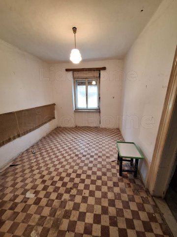 Eladó családi ház, Igalon 24 M Ft, 3 szobás