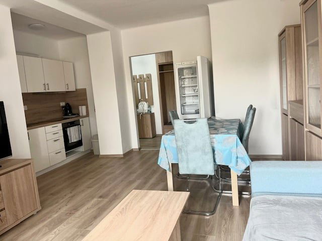 Eladó téglalakás, Pécsett 55.9 M Ft, 2 szobás