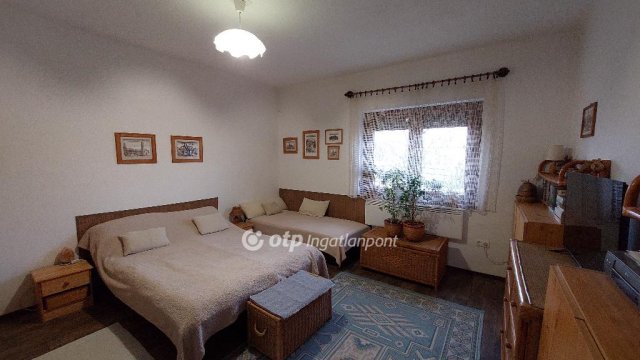 Eladó családi ház, Ecsegfalván 24.9 M Ft, 2 szobás