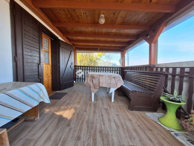 Eladó nyaraló, Nyúlon 57.9 M Ft, 3+1 szobás