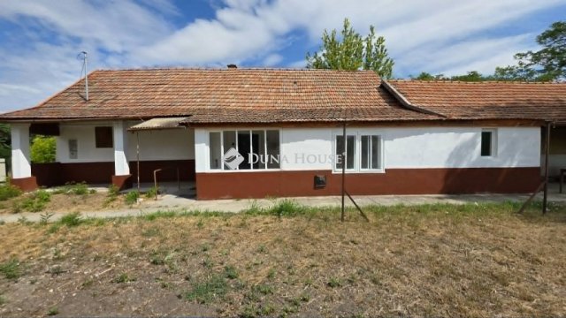 Eladó családi ház, Jánoshidán 11.9 M Ft, 2 szobás