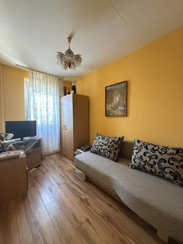 Eladó panellakás, Pécsett 38.49 M Ft, 1+1 szobás