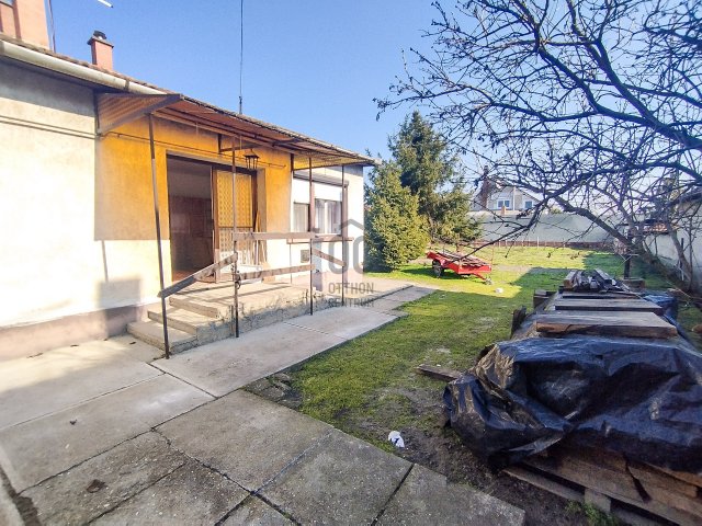 Eladó családi ház, Nagykőrösön 40.5 M Ft, 2 szobás