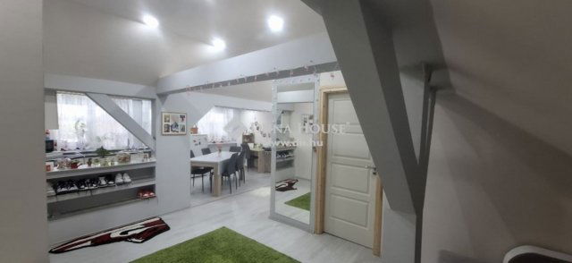 Eladó családi ház, Táplánszentkereszten 79.5 M Ft, 5 szobás