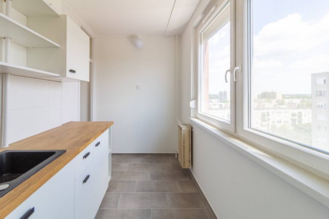 Eladó panellakás, Kecskeméten 44.5 M Ft, 2 szobás