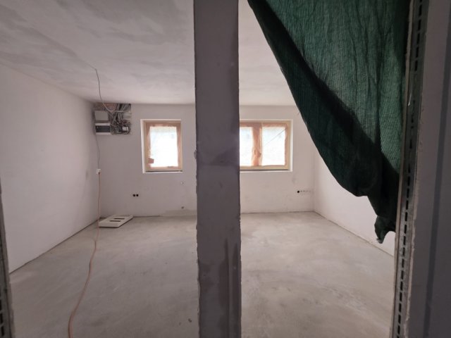 Eladó családi ház, Pusztaszabolcson 99.9 M Ft, 3+3 szobás