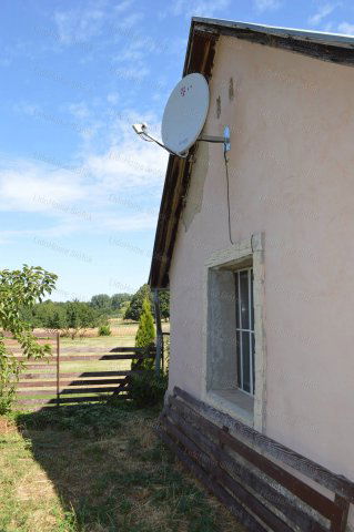 Eladó családi ház, Balatonszárszón 24.9 M Ft, 3 szobás