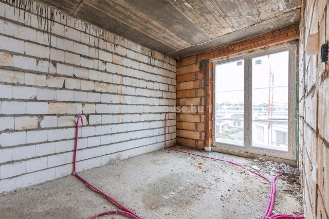 Eladó téglalakás, Törökbálinton 149.99 M Ft, 3 szobás