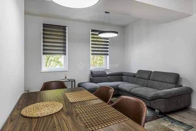 Eladó téglalakás, Budapesten, XIV. kerületben 72.5 M Ft