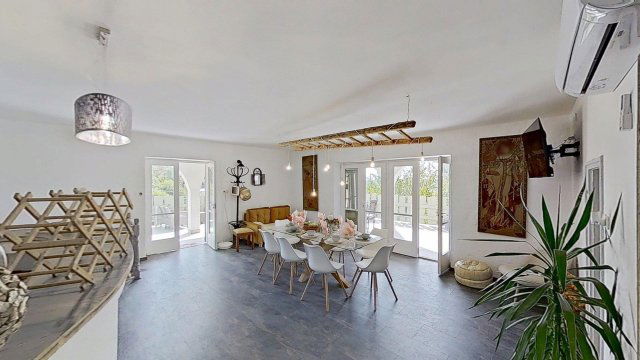 Eladó családi ház, Mohácson 98 M Ft, 5+2 szobás