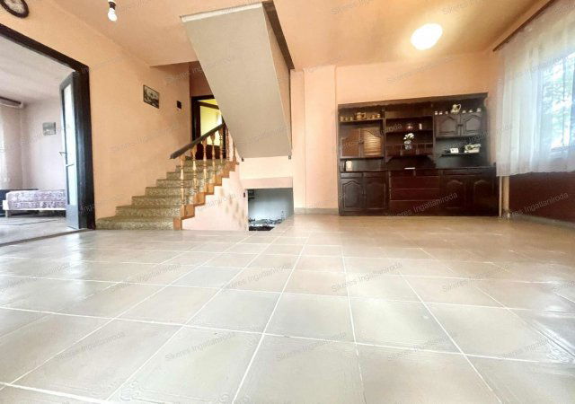 Eladó családi ház, Zagyvaszántón 44.9 M Ft, 4+1 szobás