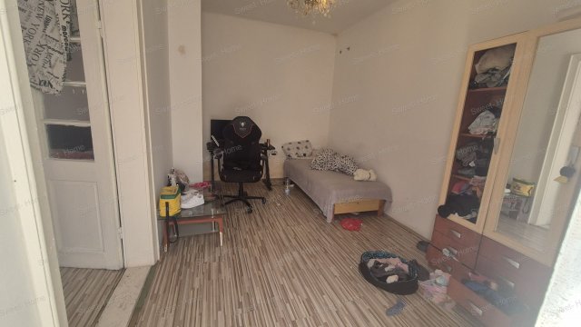 Eladó családi ház, Kecskeméten 13.5 M Ft, 3 szobás