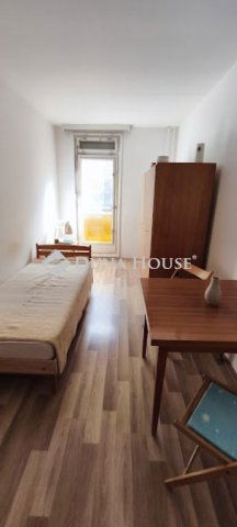 Eladó panellakás, Pécsett, Júlia utcában 36.5 M Ft, 2 szobás