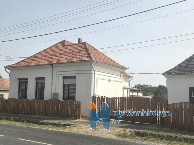Eladó családi ház, Galambokon 45 M Ft, 4 szobás
