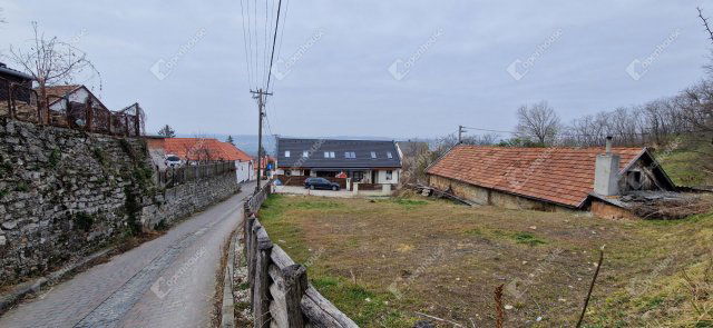 Eladó telek, Pannonhalmán 18.5 M Ft / költözzbe.hu