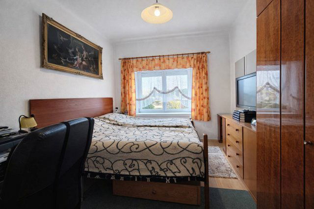 Eladó családi ház, Nyúlon 78 M Ft, 5 szobás