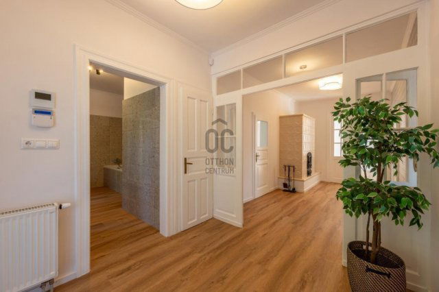 Eladó családi ház, Budapesten, III. kerületben 312 M Ft