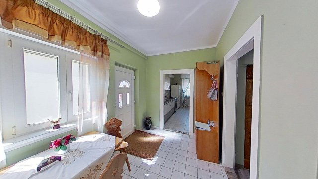 Eladó családi ház, Bakonybélben 48 M Ft, 2 szobás