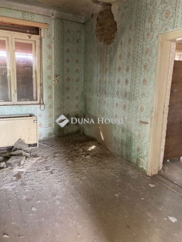 Eladó családi ház, Galgahévízen 16.98 M Ft, 2 szobás