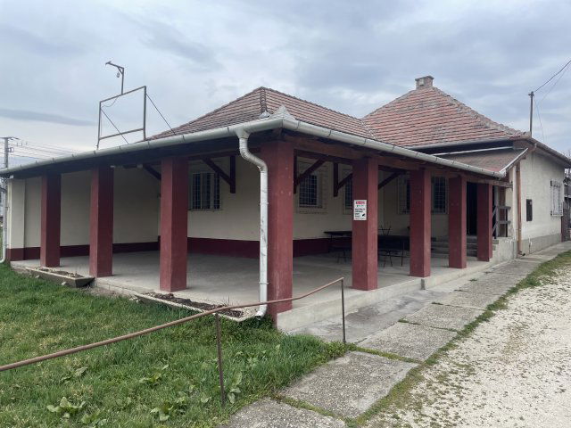 Eladó családi ház, Ráckeresztúron 79.9 M Ft, 2 szobás