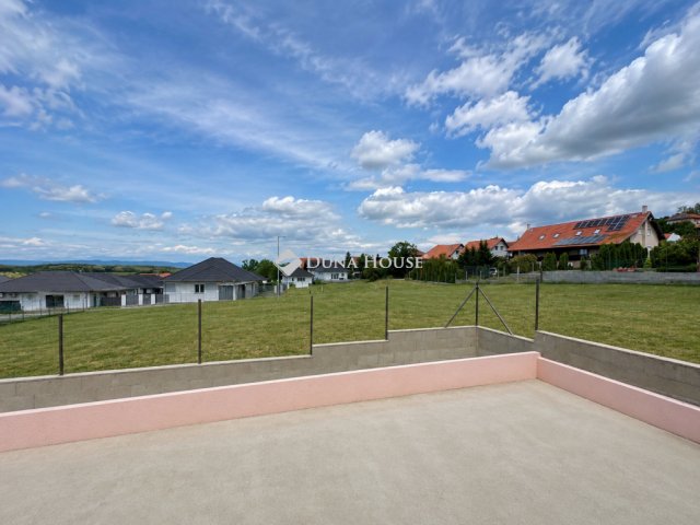 Eladó ikerház, Őrbottyánban 92.85 M Ft, 2+2 szobás
