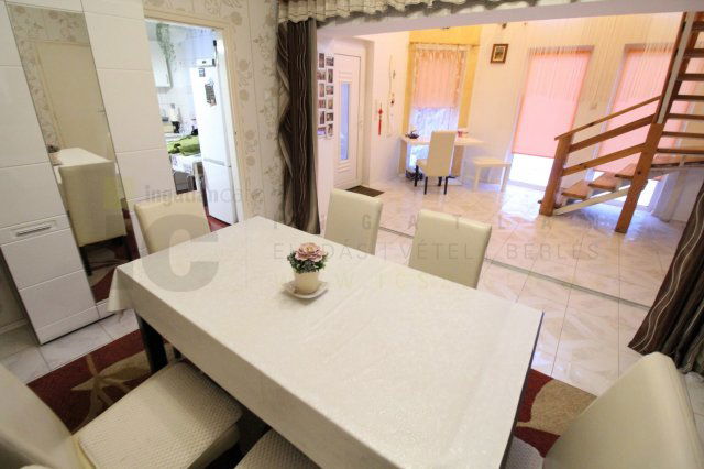 Eladó családi ház, Alsónémediben 95 M Ft, 5 szobás