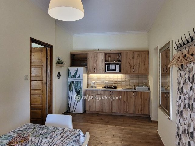 Eladó ikerház, Zamárdiban 217 M Ft, 7+1 szobás