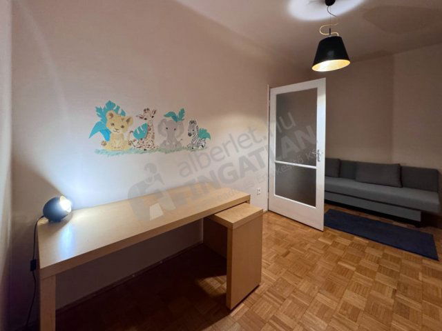 Kiadó téglalakás, albérlet, XI. kerületben, Villányi úton