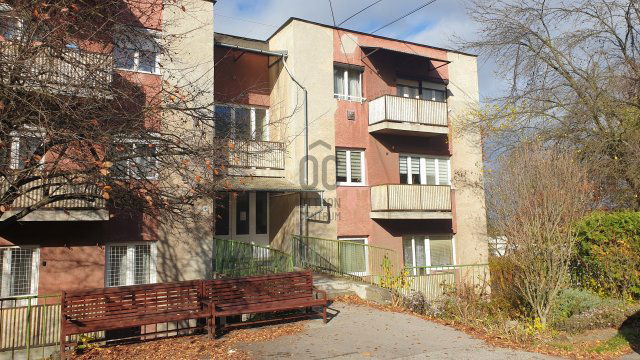 Eladó téglalakás, Ózdon 9.6 M Ft, 2 szobás