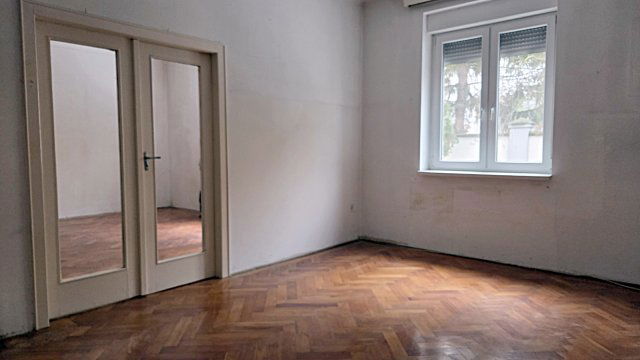 Eladó téglalakás, Baján 43 M Ft, 2+1 szobás