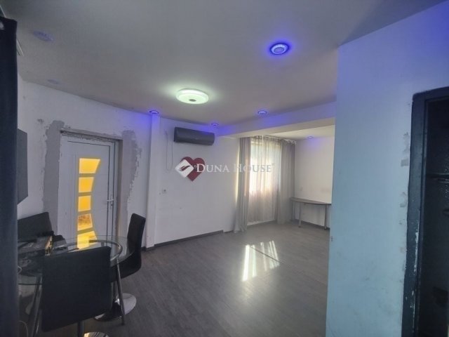 Eladó téglalakás, Üllőn 24.9 M Ft, 1 szobás