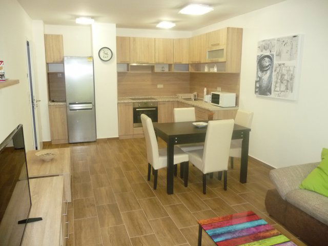 Kiadó téglalakás, albérlet, Debrecenben 440 E Ft / hó, 3 szobás