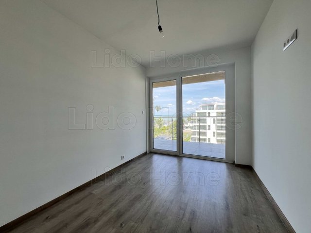 Eladó téglalakás, Siófokon 209.623 M Ft, 4 szobás