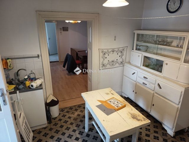 Eladó családi ház, Bodajkon 42 M Ft, 2 szobás