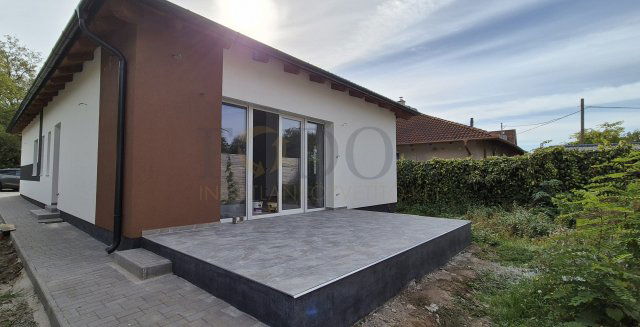 Eladó családi ház, Budapesten, XVIII. kerületben 129.9 M Ft