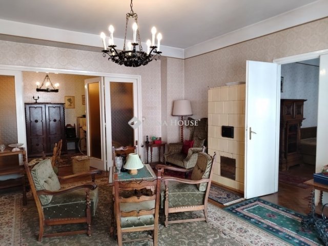 Eladó téglalakás, Budapesten, II. kerületben 180 M Ft, 3 szobás