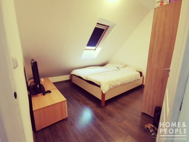 Eladó téglalakás, Szegeden 55 M Ft, 3 szobás