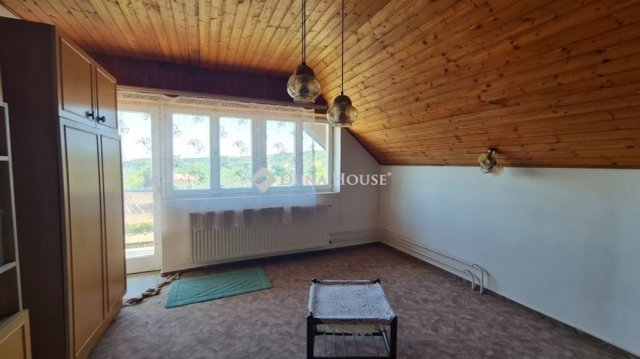 Eladó családi ház, Pécsváradon 55 M Ft, 5 szobás