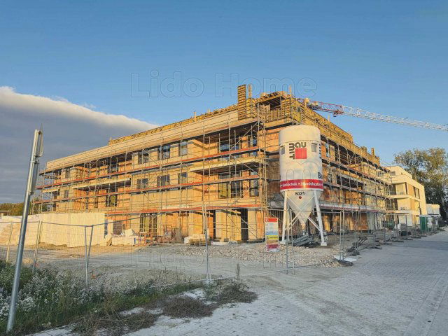 Eladó üzlethelyiség, Győrött 64.9 M Ft, 3 szobás