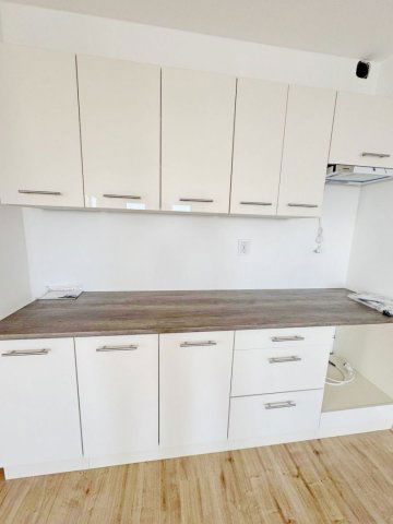 Kiadó téglalakás, albérlet, Debrecenben 300 E Ft / hó, 3 szobás