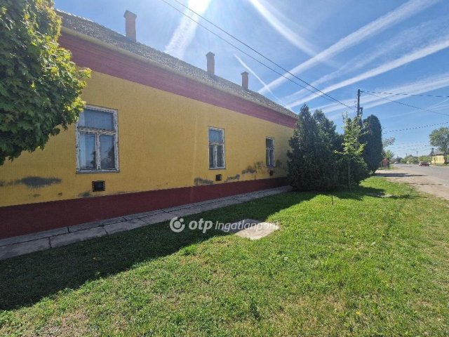 Eladó családi ház, Kunhegyesen 7.6 M Ft, 3 szobás
