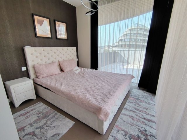 Eladó téglalakás, Szegeden 88 M Ft, 1+1 szobás